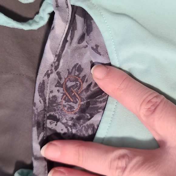 - Calia tank size small - Picture 6 of 6